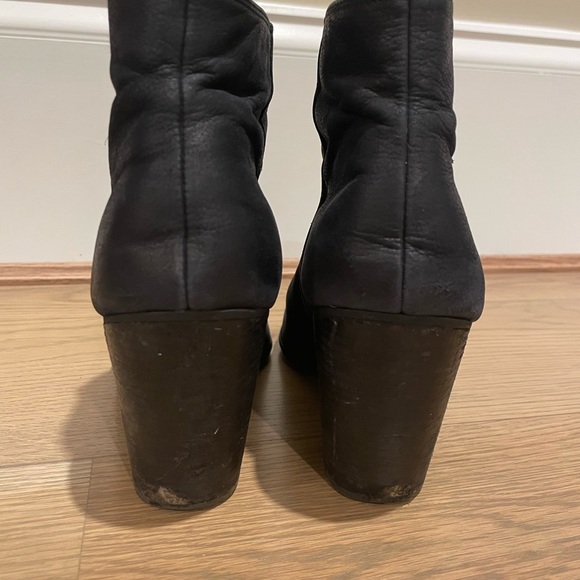 BP Nordstrom Trolley Black Ankle Boots, size 10, Stacked Heel - Picture 7 of 11